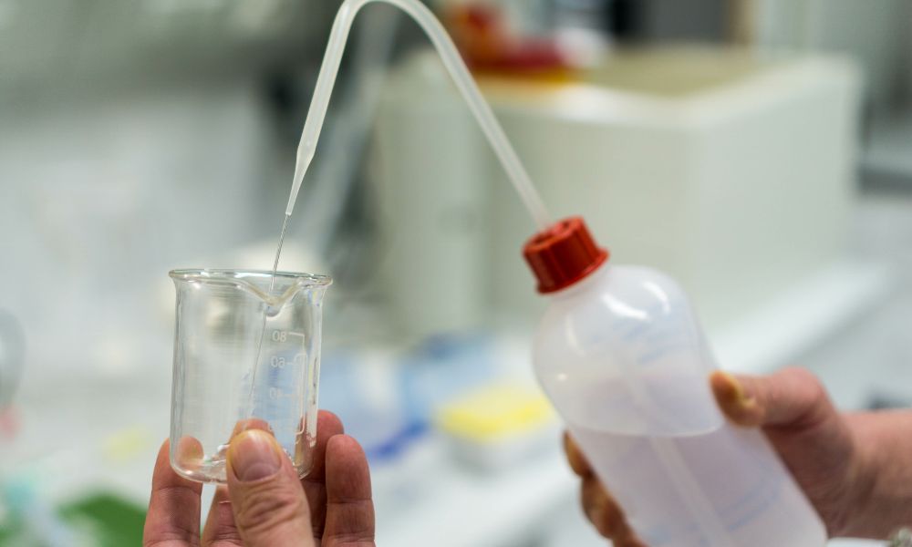 4 Different Types of Water Used in Laboratories